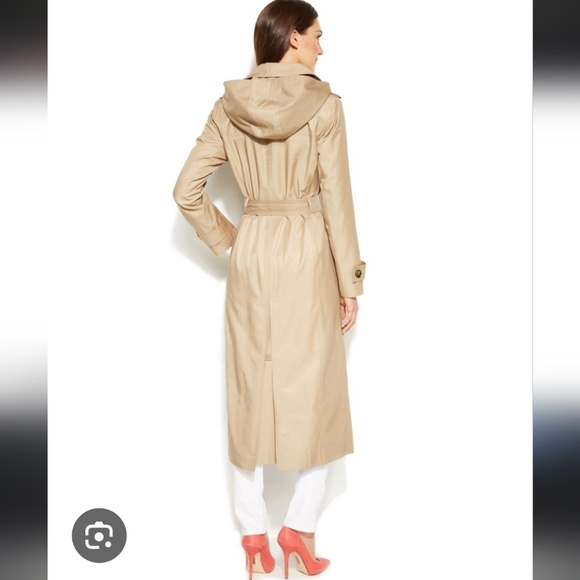 London Fog Classic Beige Long Trench Coat - Picture 2 of 13